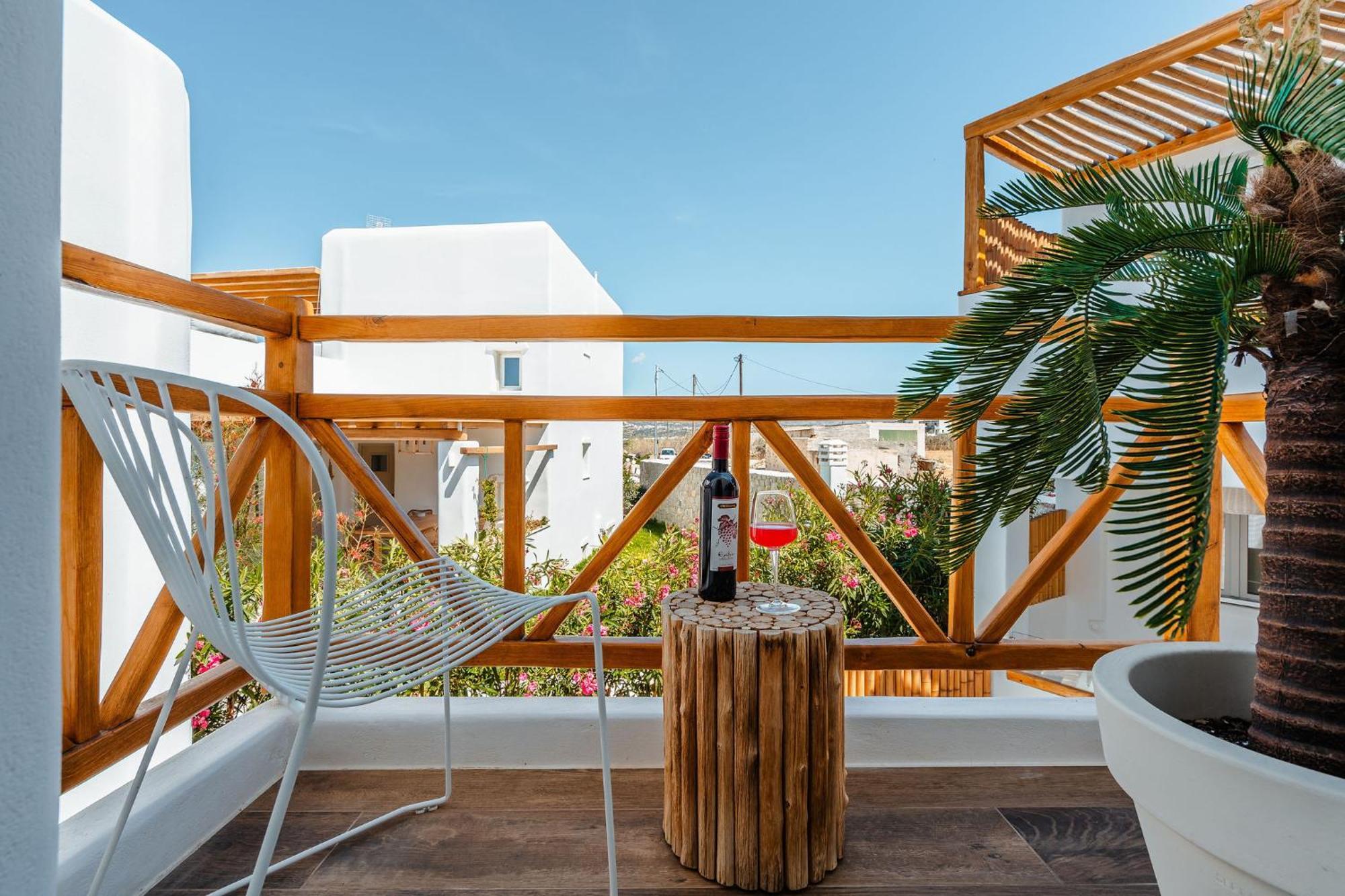 Agia Anna  Sunday Luxury Suites מראה חיצוני תמונה