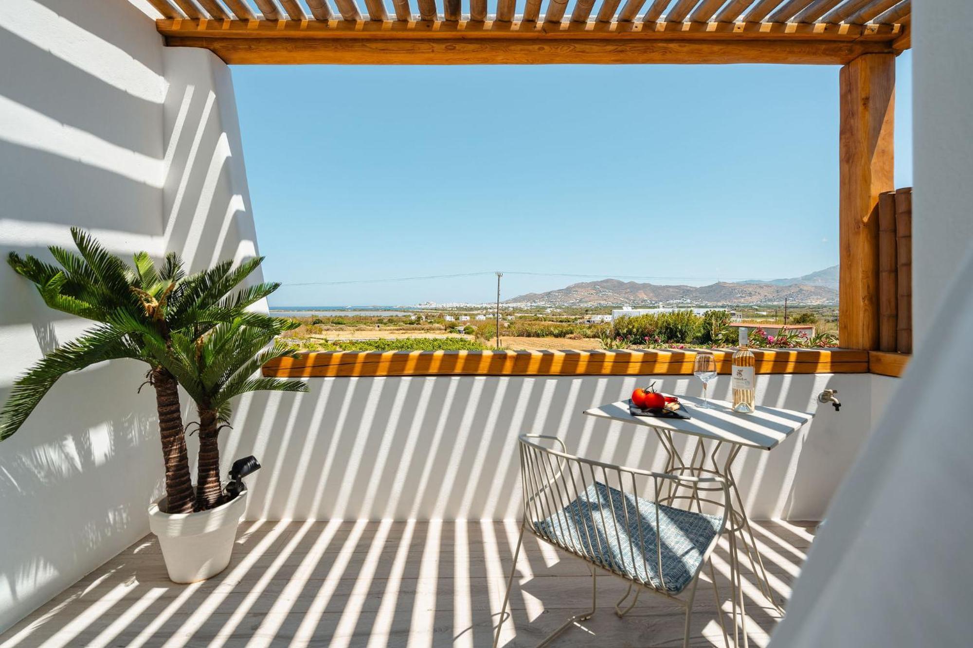 Agia Anna  Sunday Luxury Suites מראה חיצוני תמונה